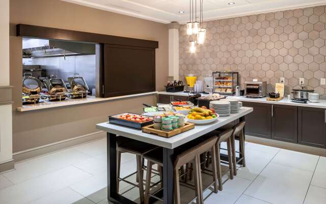 Hilton Garden Inn San Diego - Rancho Bernardo