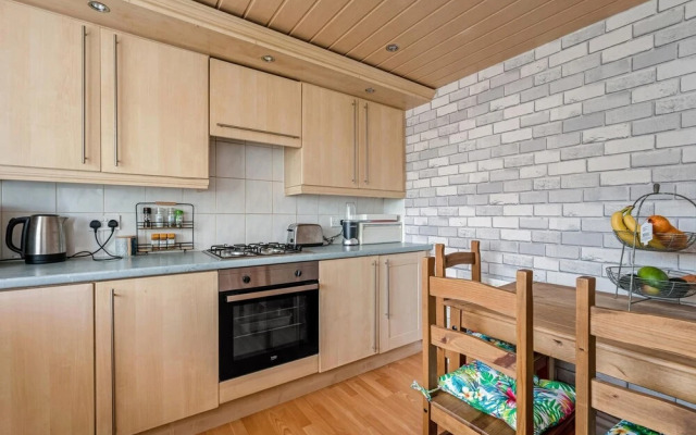 Centrally Situated 1 Bedroom House in Cumbernauld