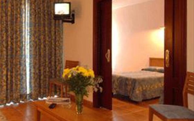 Hotel Noy