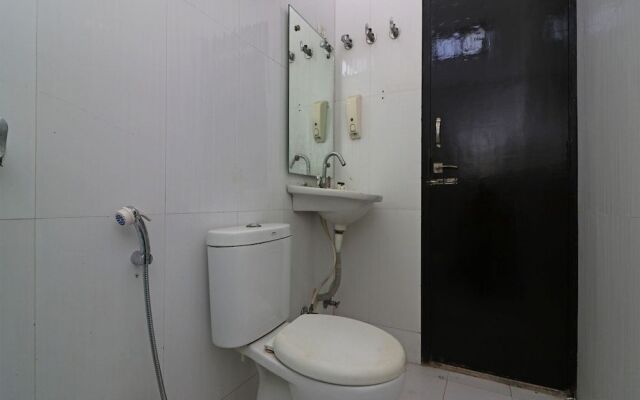 OYO 23158 Hotel The Taj