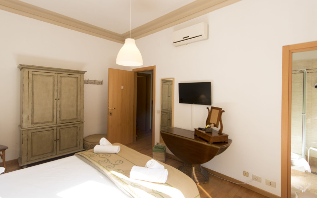 Tevere Home