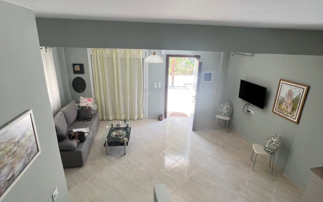 Helen s House at Ratzakli