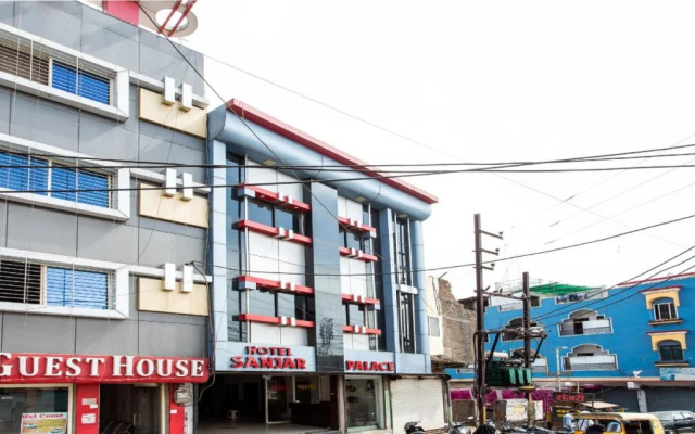 Oyo 28582 Sanjar Guest House