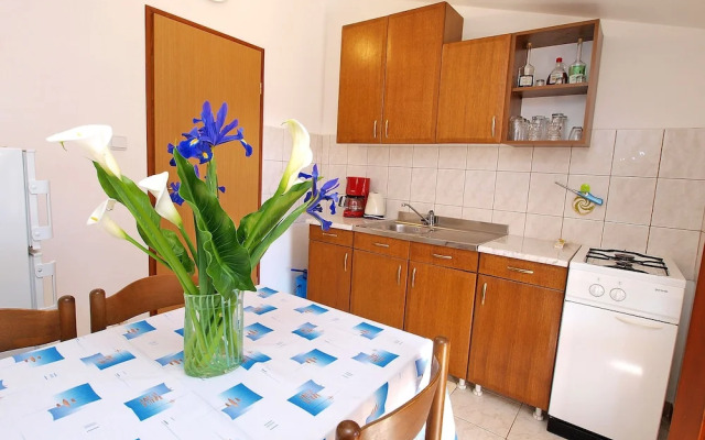 Apartment 50