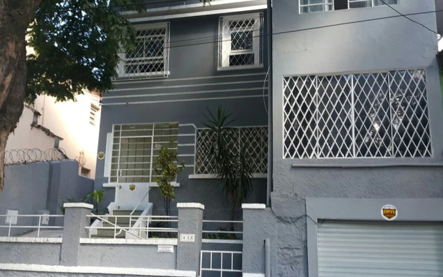 TJ House Hospedagem
