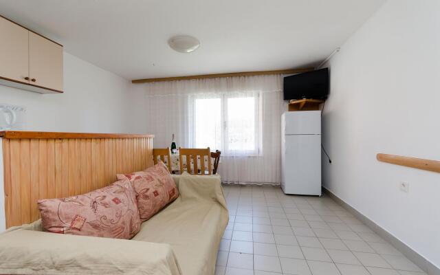 Apartments Anica F in Lopar - island Rab