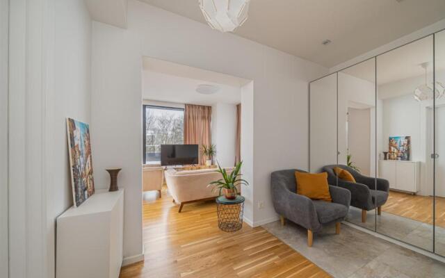 1-bedroom penthouse with underground parking