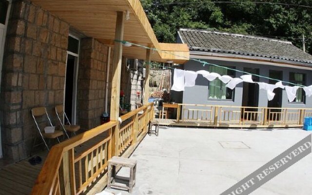 Zhujiajian Haiyunge Inn