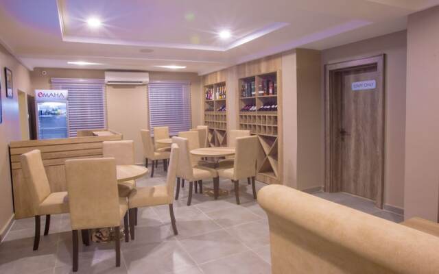 Ivana Suites
