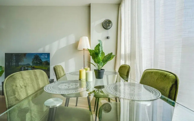 Central London Stay in Vauxhall With Balcony