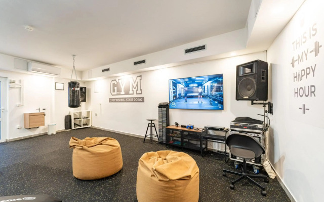 Apartments Aura