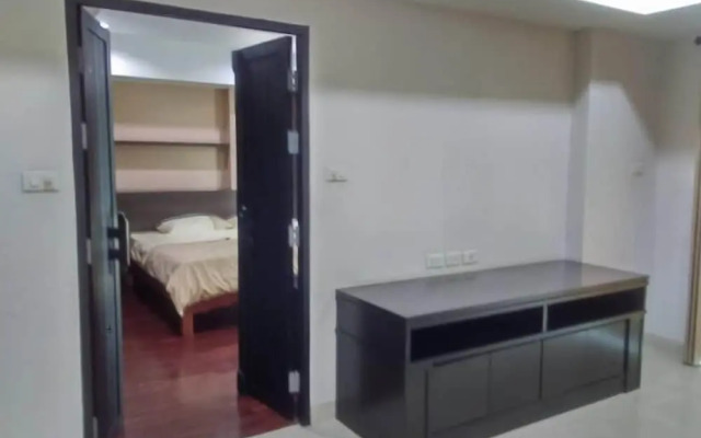 Laidback Place Apartment