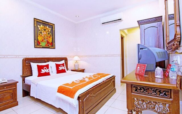 ZEN Rooms Paradise Legian Hotel