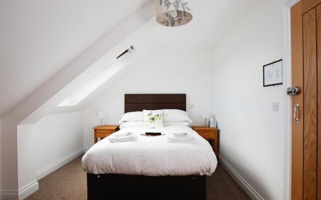 Hadrian Hotel - Inn
