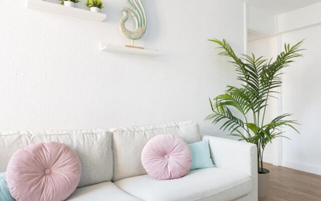 Home2Book Charming Center Apartment Santa Cruz