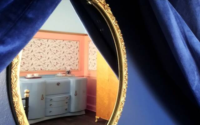 Little Robin Bed And Breakfast