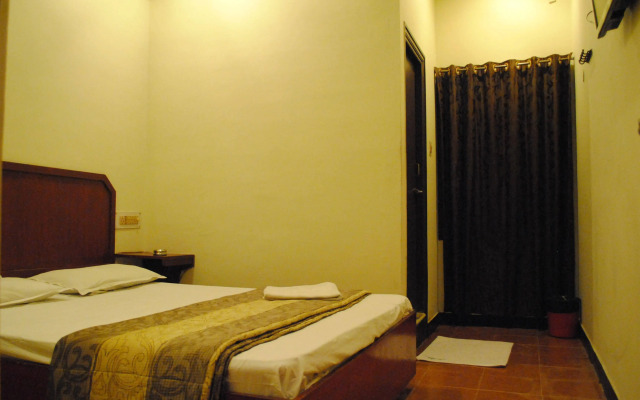 Deluxe Hotel