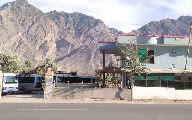 Shama Resort Hotel & Restaurant