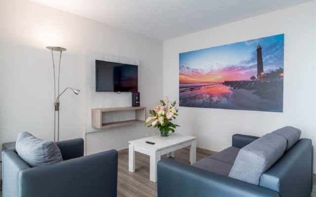 Corona Roja Apartments
