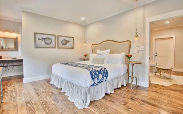 The Roost Ocean Springs