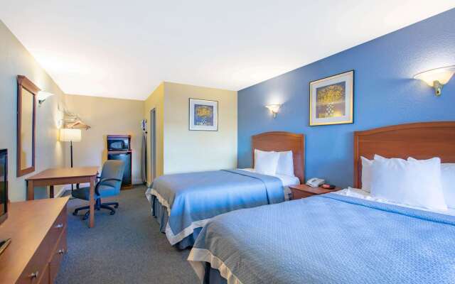 Days Inn by Wyndham Elmsford / White Plains