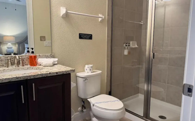 7613-8-bl-only 10 Minutes From Disney