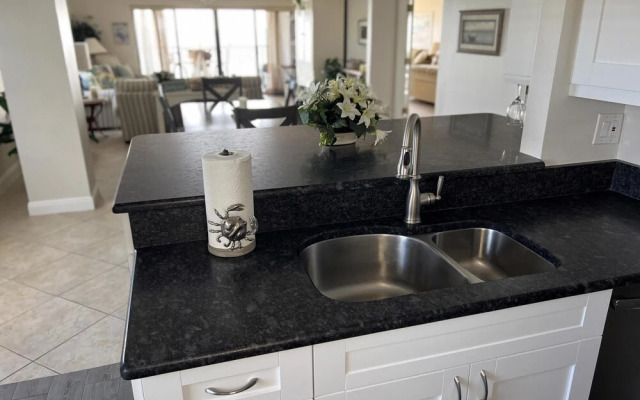 Endless Water Views in Manasota Key