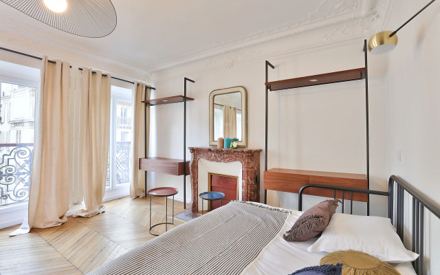 99 - Urban Fabulous 6 Bedrooms