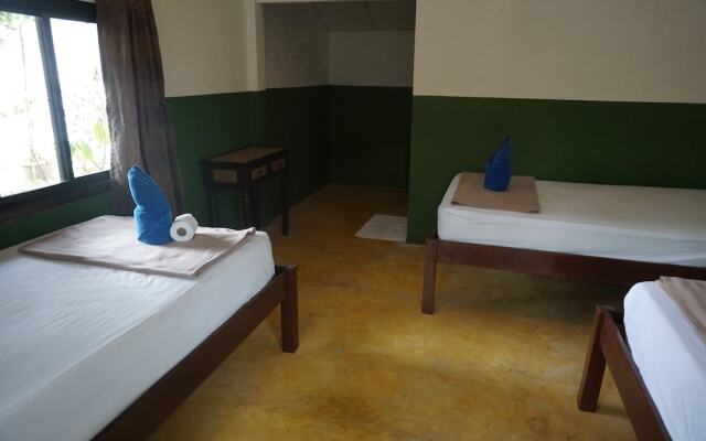 The Beach Village - Hostel