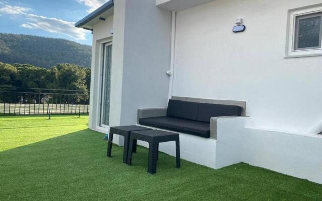 Rooftop Apartment With Garden in Ioannina