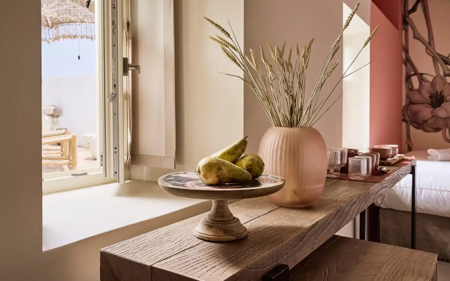 Niove Suites Milos