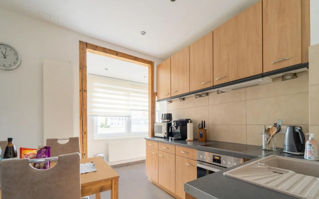 Retreat With Forest Views