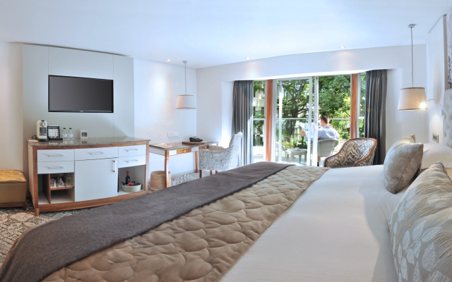 The Vineyard Hotel