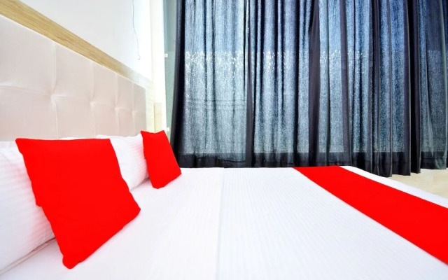The Meridien by OYO Rooms