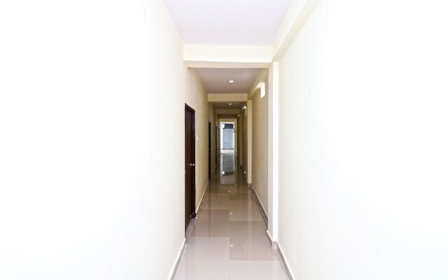 Anmol Plaza by OYO Rooms