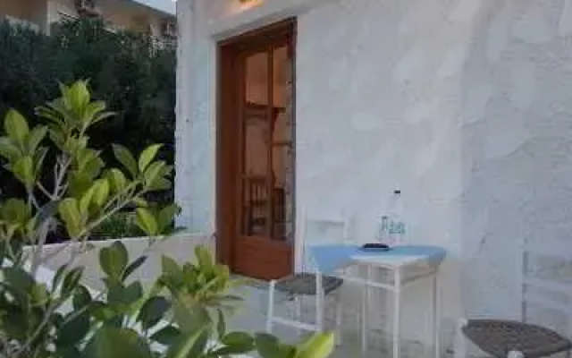 Filoxenia Apartments
