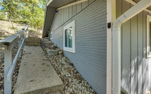 Lakefront Fun in Sunrise Beach! Pet-friendly Home!