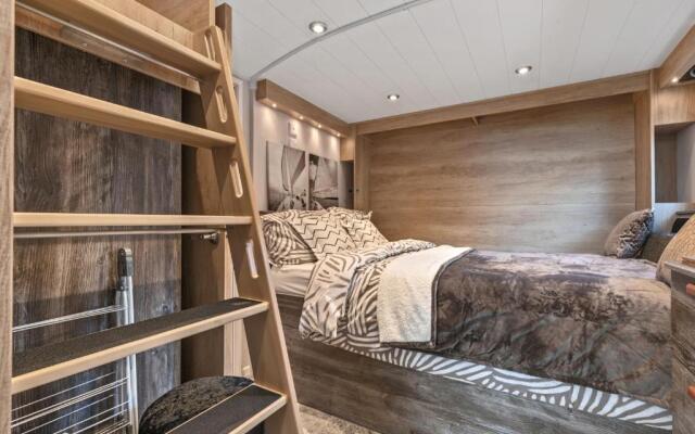 The Escape - Luxury Pod Close to Beach