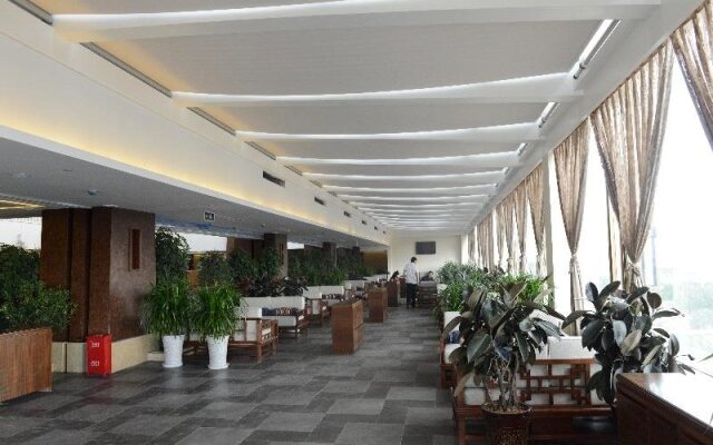 Qomo Langzong Hotel
