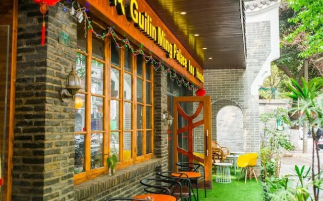 Ming Palace Inn