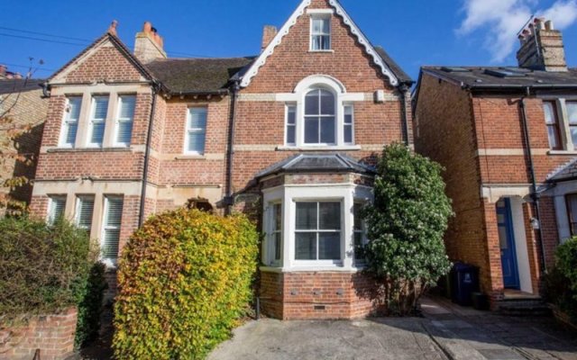 Large 4 Bed House in Beautiful Summertown Oxford