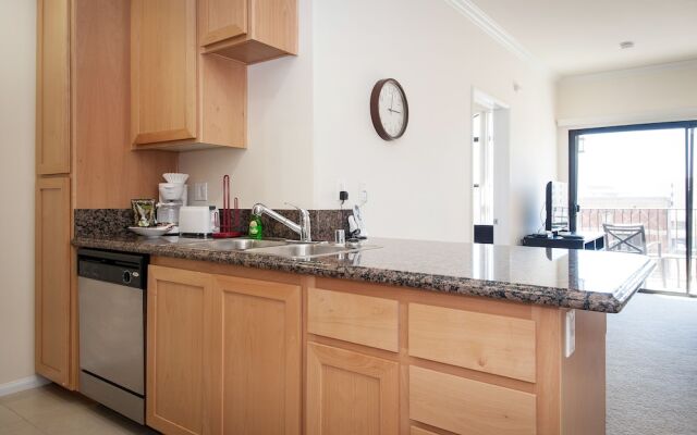 Sunshine Suites at 616 St. Paul