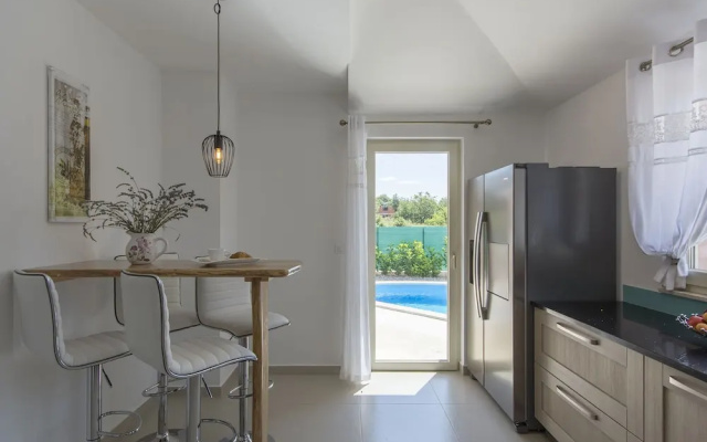 Luxuriously Equipped Villa With Private Pool Offers you an Excellent Vacation - Villas_and_Bungalows in Porec - Photo 5