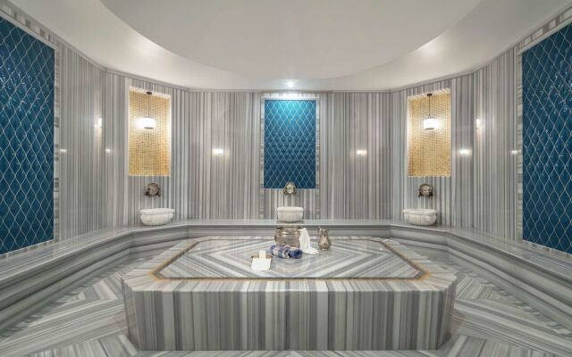 DoubleTree By Hilton Antalya City Centre