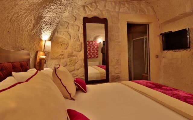 Elaa Cave Hotel