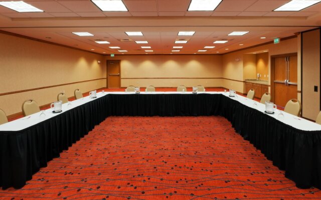 Courtyard Boulder Longmont