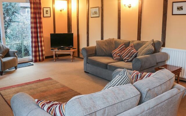 Pinstones Cottage
