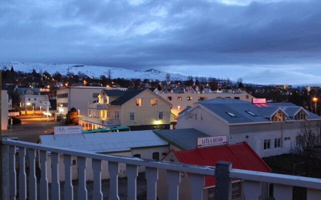 Steinaskjól Apartments - Strandgata