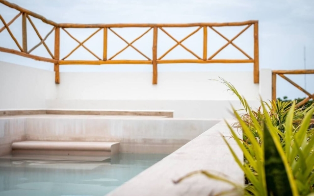Amazing 1 Bedroom Apartment With Private Pool