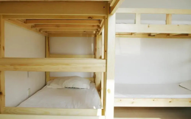E Cheng Shan Se Youth Hostel